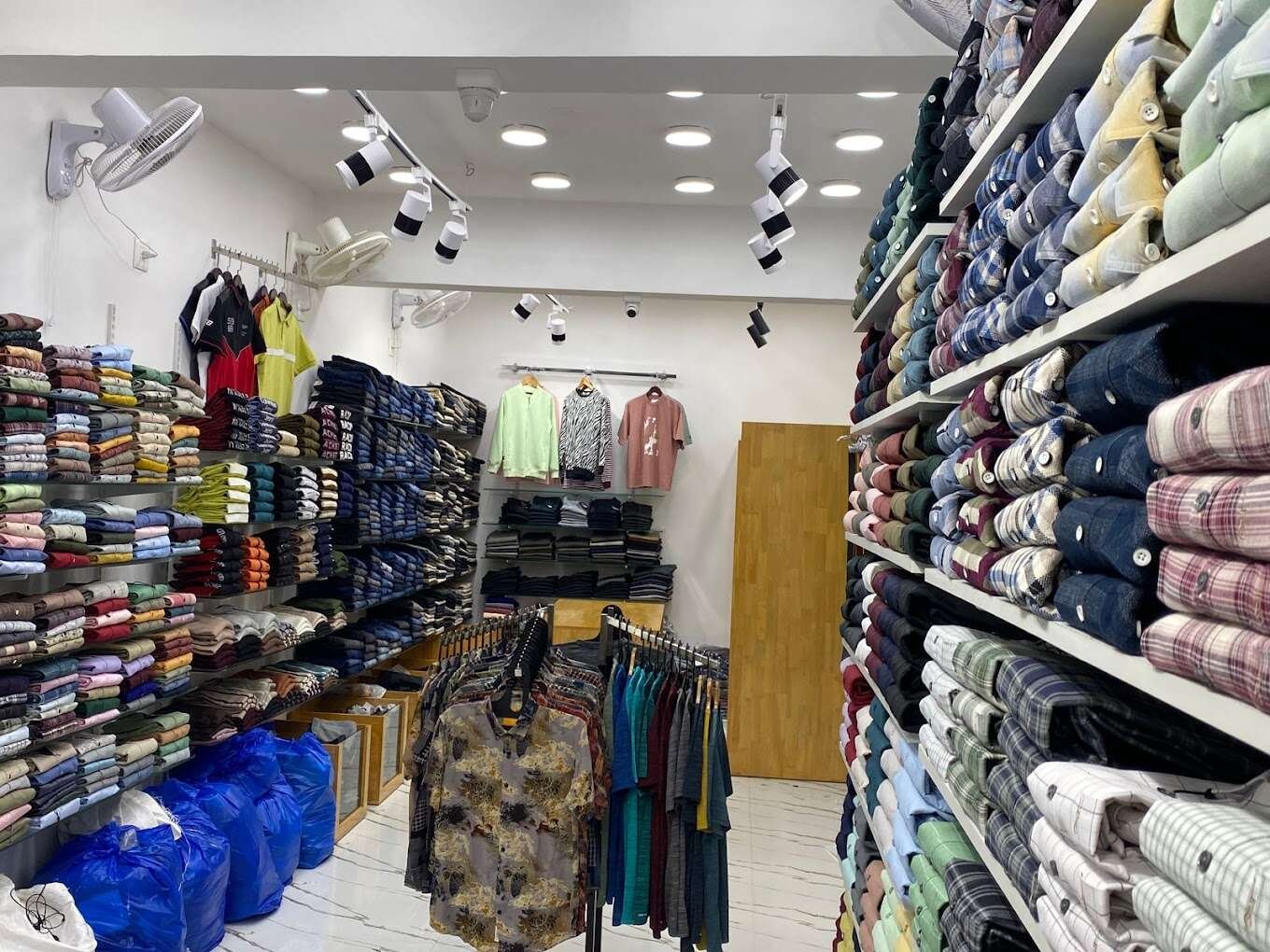Elegant Men's Wear